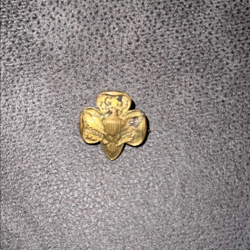 Vintage 1960’s Girl Scouts Pin
